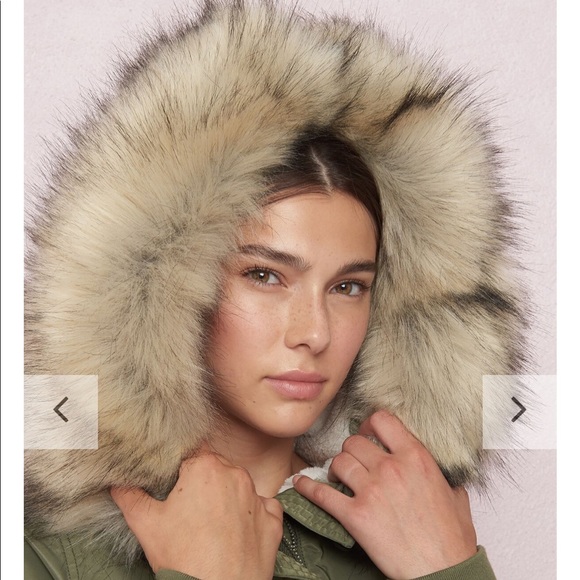 Garage Cozy Bomber Jacket - Picture 2 of 5